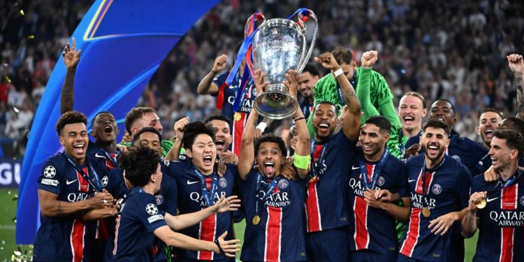 Le PSG remporte sa première Ligue des champions en battant l’Inter de Milan 5 buts à 0 Le PSG remporte sa première Ligue des champions en battant l’Inter de Milan 5 buts à 0