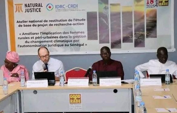 ATELIER NATIONAL POUR L'AUTONOMISATION JURIDIQUE DES FEMMES DANS LES INSTANCES DE DÉCISIONS ATELIER NATIONAL POUR L’AUTONOMISATION JURIDIQUE DES FEMMES DANS LES INSTANCES DE DÉCISIONS