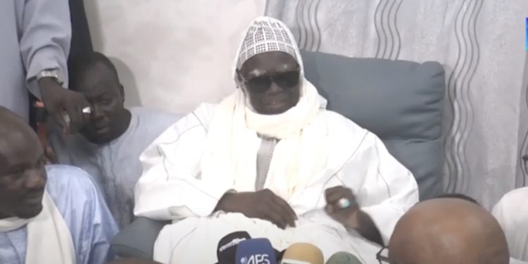 Effondrement d’un immeuble à Touba: Serigne Mountakha débloque des millions Effondrement d’un immeuble à Touba: Serigne Mountakha débloque des millions