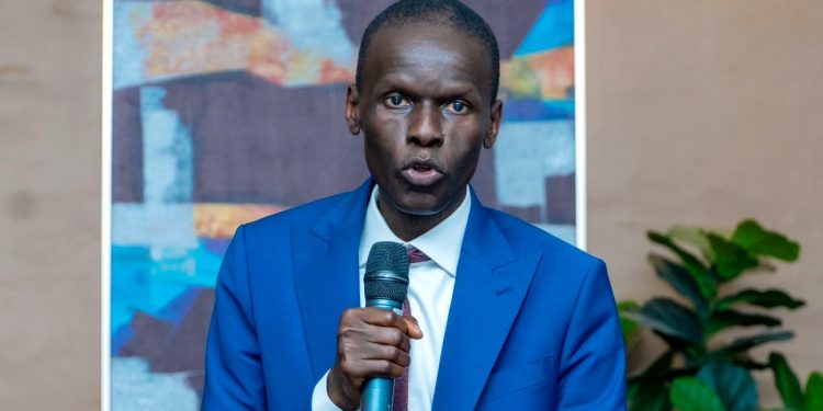 Waly Diouf Bodiang sur Macky : « Il faut être en Afrique pour imaginer qu’un fugitif, ancien dictateur sanguinaire, peut diriger l’ONU » Waly Diouf Bodiang sur Macky : « Il faut être en Afrique pour imaginer qu’un fugitif, ancien dictateur sanguinaire, peut diriger l’ONU »