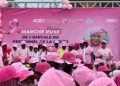 MARCHE ROSE POUR ARROSER LA LUTTE CONTRE LE CANCER