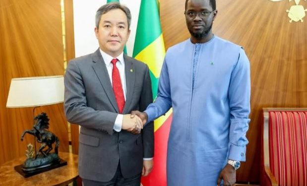 Port de Ndayane : le Président Diomaye Faye reçoit les responsables de CHEC Port de Ndayane : le Président Diomaye Faye reçoit les responsables de CHEC