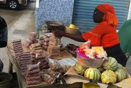 Des femmes commerçantes bénéficient d’une formation sur les textes juridiques encadrant le commerce transfrontalier Des femmes commerçantes bénéficient d’une formation sur les textes juridiques encadrant le commerce transfrontalier