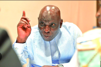 Les avocats de Madiambal Diagne dénoncent un “chantage diplomatique” après la suspension des extraditions vers la France Les avocats de Madiambal Diagne dénoncent un “chantage diplomatique” après la suspension des extraditions vers la France