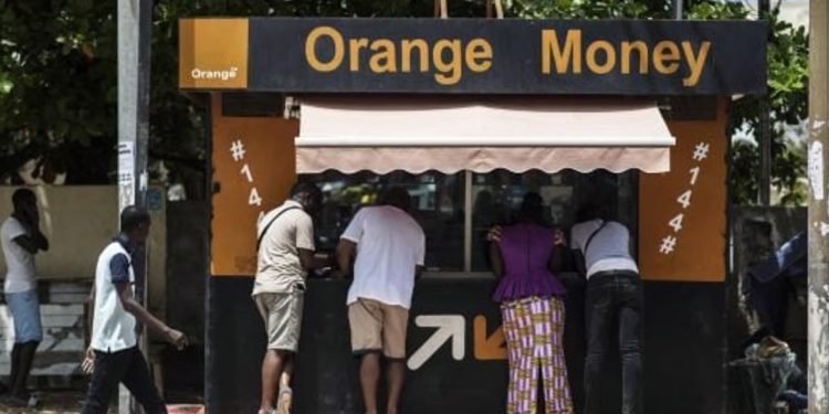 Orange Money : La Taxe sur les Transferts d’Argent (TTA) de 0,5% entre en vigueur dès le 17 décembre