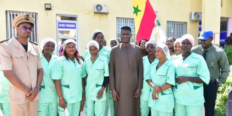 HÔPITAL ABASS NDAO : LE MAIRE DE DAKAR ABASS FALL CONSACRE SES INDEMNITÉS À LA MATERNITÉ