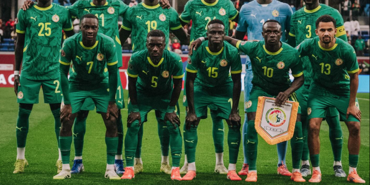 Changement dans le onze de départ : Antoine Mendy prend la place de Krepin Diatta, forfait de dernière minute. Changement dans le onze de départ : Antoine Mendy prend la place de Krepin Diatta, forfait de dernière minute.