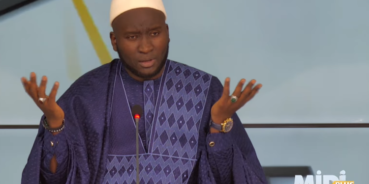 [VIDÉO]Oustaz Modou Fall répond aux détracteurs de  Pape Thiaw « Meusso football nawétane, tok si ay plateau di critiquer,  di goukhii lekh… »