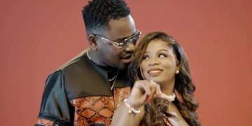 Pour collaborer avec son époux, la règle d’or que Dieyna Baldé applique sans concession une fois en studio